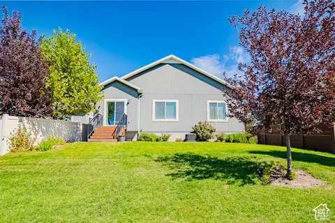 Exterior - 171 N 480 E, Vineyard, UT 84059 photo 8 of 9