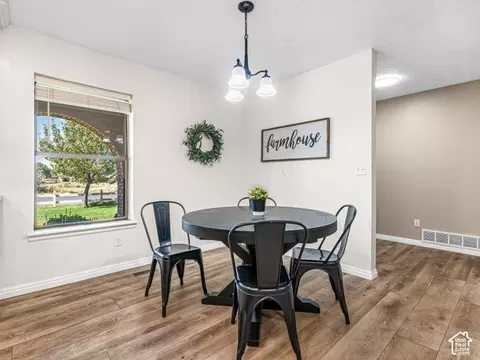Dining - 713 S 3400 E, Spanish Fork, UT 84660 photo 1 of 2