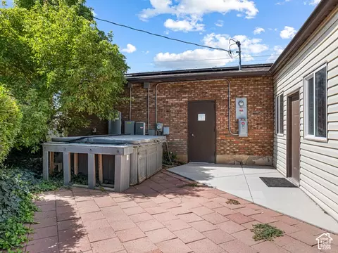 Exterior - 713 S 3400 E, Spanish Fork, UT 84660 photo 5 of 12