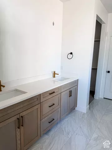 Bath - 640 S 50 E #114, Hyde Park, UT 84318 photo 2 of 7