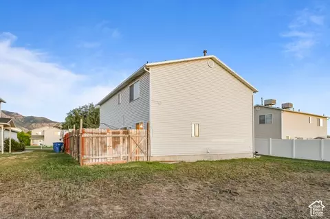 Exterior - 399 Downs Dr, Ogden, UT 84404 photo 7 of 7