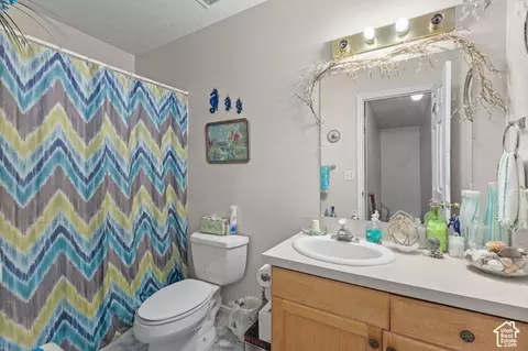 Bath - 399 Downs Dr, Ogden, UT 84404 photo 4 of 5
