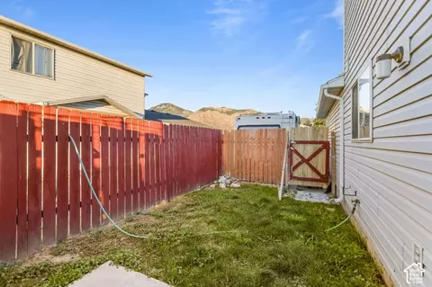 Exterior - 399 Downs Dr, Ogden, UT 84404 photo 4 of 7