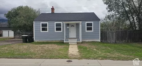 172 Grassy Dr, East Carbon, UT 84520