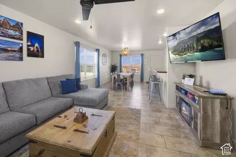 Living - 3853 S Red Cir #22-A1, Moab, UT 84532 photo 2 of 3