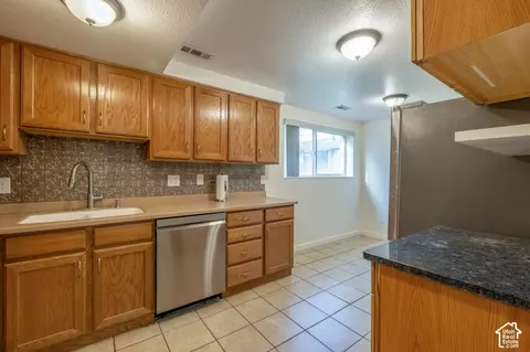 Kitchen - 455 E 5600 S #D, Murray, UT 84107 photo 1 of 3