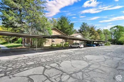 Exterior - 455 E 5600 S #D, Murray, UT 84107 photo 1 of 2