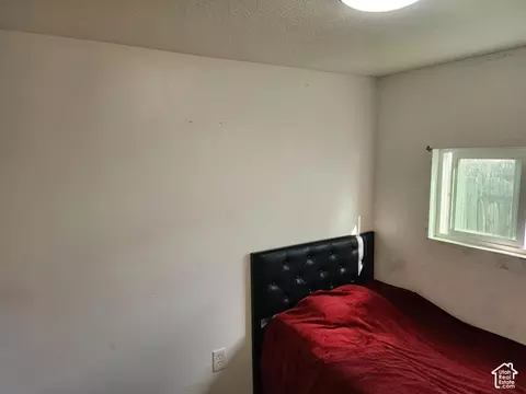 8811 S Cambridge Cir W, Sandy, UT 84070 photo 11