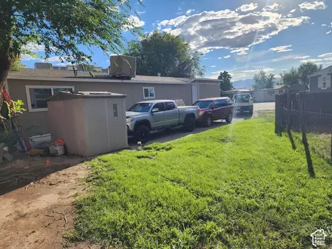 8811 S Cambridge Cir W, Sandy, UT 84070 photo 15