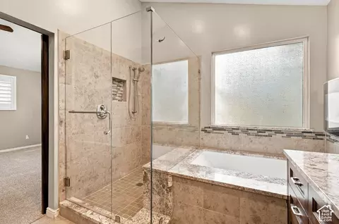 Bath - 1172 E Castlecreek Dr, Murray, UT 84117 photo 4 of 5