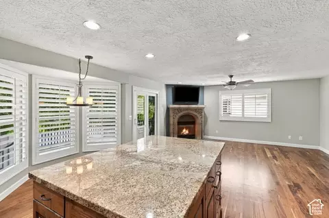 Living - 1172 E Castlecreek Dr, Murray, UT 84117 photo 7 of 9