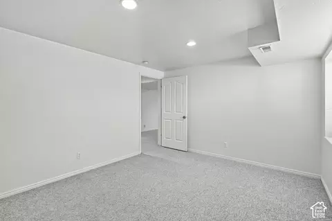 Bedroom - 1172 E Castlecreek Dr, Murray, UT 84117 photo 8 of 9