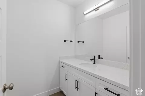 Bath - 538 N Legend Way #505, Mapleton, UT 84664 photo 4 of 5
