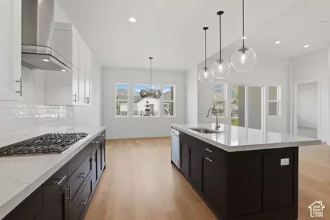 Kitchen - 538 N Legend Way #505, Mapleton, UT 84664 photo 4 of 4