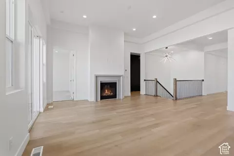 Living - 538 N Legend Way #505, Mapleton, UT 84664 photo 4 of 6