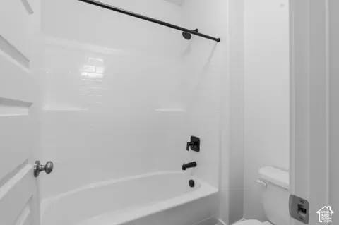 Bath - 538 N Legend Way #505, Mapleton, UT 84664 photo 5 of 5