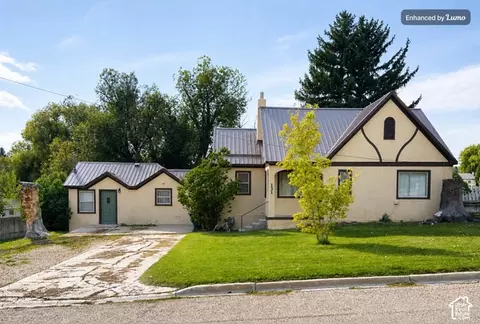 131 N 1st St E, Soda Springs, ID 83276