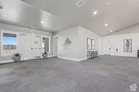 Entry Way - 1932 W Parkview Dr, Syracuse, UT 84075 photo 5 of 5