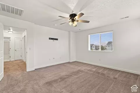 Bedroom - 1932 W Parkview Dr, Syracuse, UT 84075 photo 4 of 8