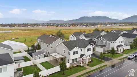 View/Area - 1932 W Parkview Dr, Syracuse, UT 84075 photo 4 of 13