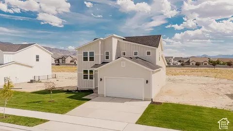 Exterior - 388 E Clear Granite Way, Eagle Mountain, UT 84005 photo 3 of 5