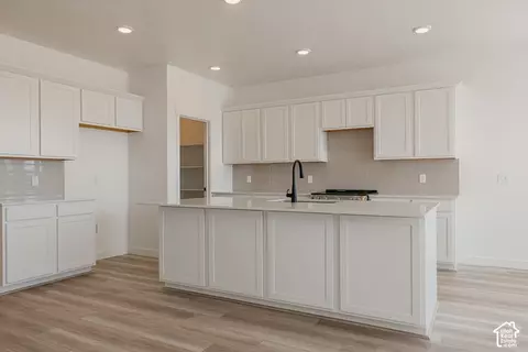 Kitchen - 388 E Clear Granite Way, Eagle Mountain, UT 84005 photo 5 of 13