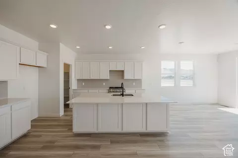 Kitchen - 388 E Clear Granite Way, Eagle Mountain, UT 84005 photo 3 of 13