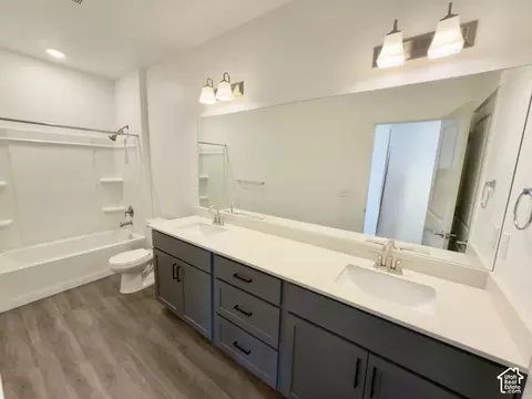 Bath - 2342 E 830 S #32, Spanish Fork, UT 84660 photo 1 of 1