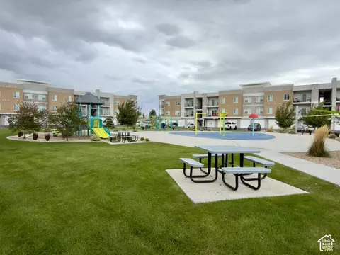 Exterior - 2342 E 830 S #32, Spanish Fork, UT 84660 photo 6 of 10