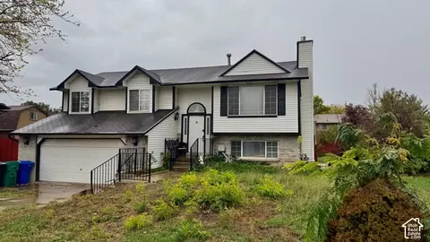1205 W Capernaum Dr, West Jordan, UT 84088