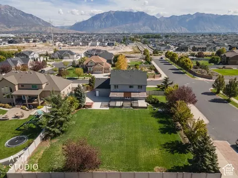 View/Area - 14 N Sunset Dr W, Vineyard, UT 84059 photo 4 of 12