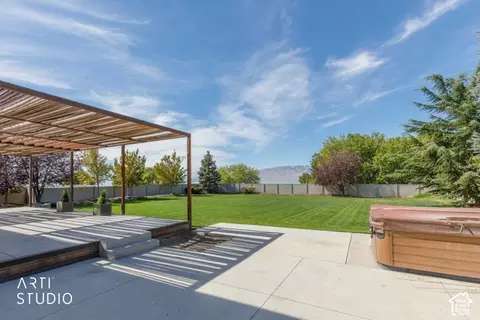 Exterior - 14 N Sunset Dr W, Vineyard, UT 84059 photo 15 of 16
