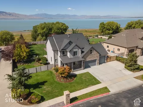 View/Area - 14 N Sunset Dr W, Vineyard, UT 84059 photo 1 of 12