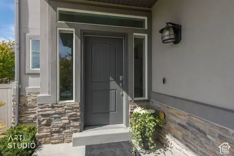 Entry Way - 14 N Sunset Dr W, Vineyard, UT 84059 photo 1 of 3