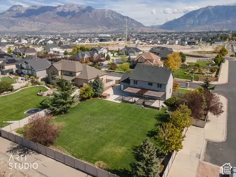 View/Area - 14 N Sunset Dr W, Vineyard, UT 84059 photo 3 of 12