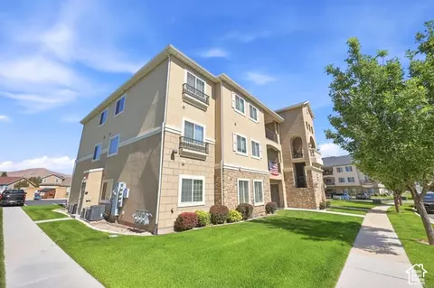 Exterior - 3689 E Rockcreek Rd N #N3, Eagle Mountain, UT 84005 photo 5 of 6