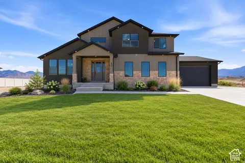 630 E Shelley Ln S #214, Grantsville, UT 84029