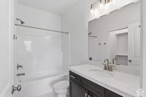 Bath - 79 S Crimson Way W #307, Mapleton, UT 84664 photo 5 of 5