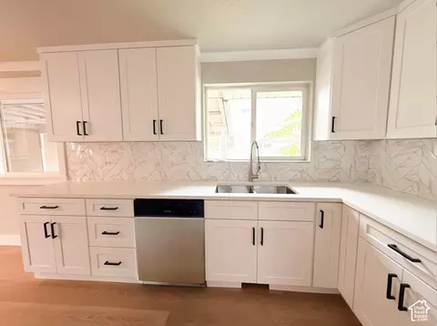 Kitchen - 718 S 900 E, Orem, UT 84097 photo 2 of 6