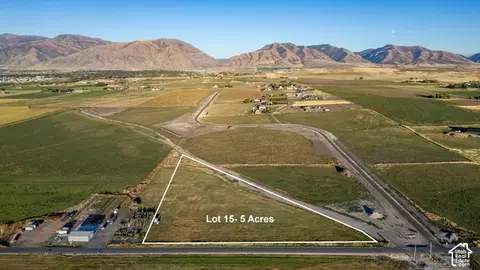 6453 S 3200 W #15, Wellsville, UT 84339