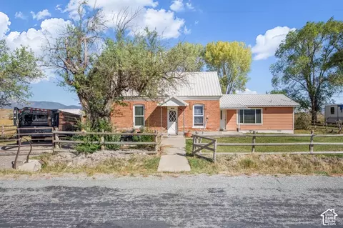 236 W Main St, Greenville, UT 84731
