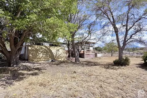 Exterior - 2051 S Murphy Ln, Moab, UT 84532 photo 4 of 12