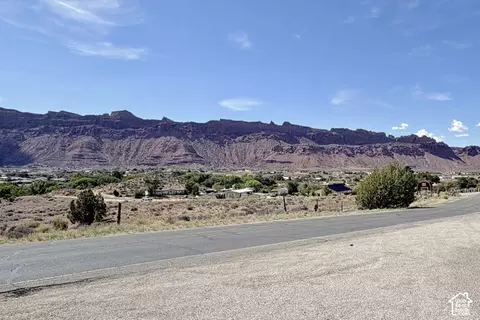 Exterior - 2051 S Murphy Ln, Moab, UT 84532 photo 12 of 12