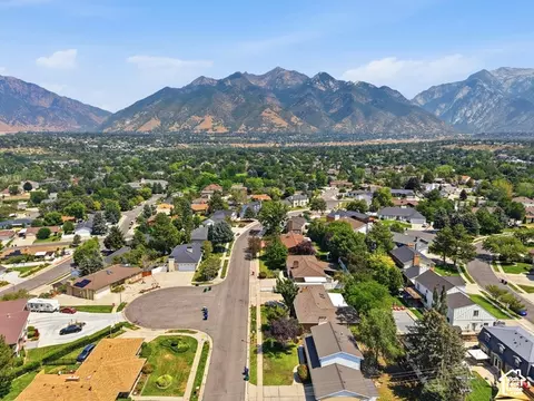 View/Area - 1944 E Brady Creek Dr S, Sandy, UT 84093 photo 4 of 4