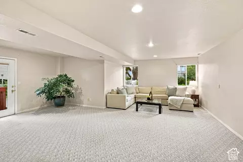 Living - 985 N Main E, Orem, UT 84057 photo 1 of 3