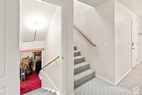 Entry Way - 985 N Main E, Orem, UT 84057 photo 3 of 3