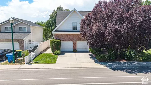 Exterior - 985 N Main E, Orem, UT 84057 photo 2 of 3