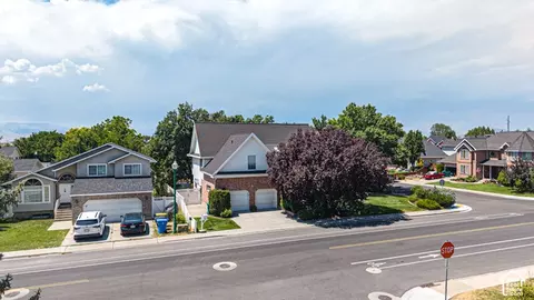 View/Area - 985 N Main E, Orem, UT 84057 photo 3 of 13