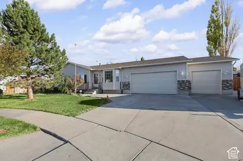 69 W Middle Cir, Grantsville, UT 84029