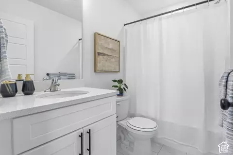 Bath - 140 E Chambord Ct S, Sandy, UT 84070 photo 1 of 4